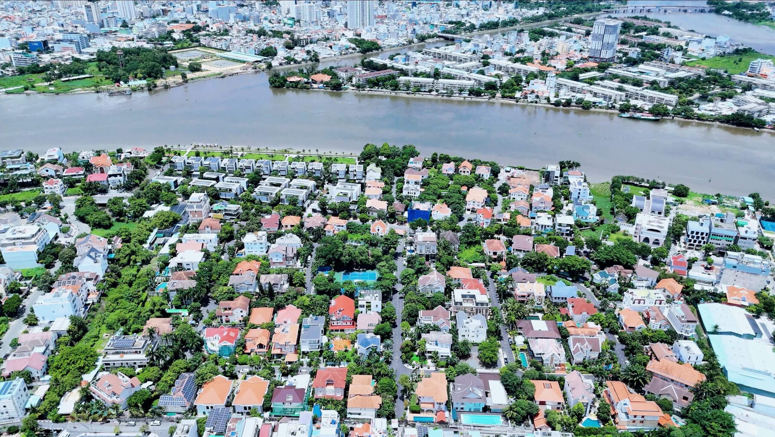 Khu biệt thự Thảo Điền ven sông