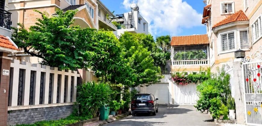 Bán biệt thự compound Đông Á Trần Não, 199 m², 54 tỷ