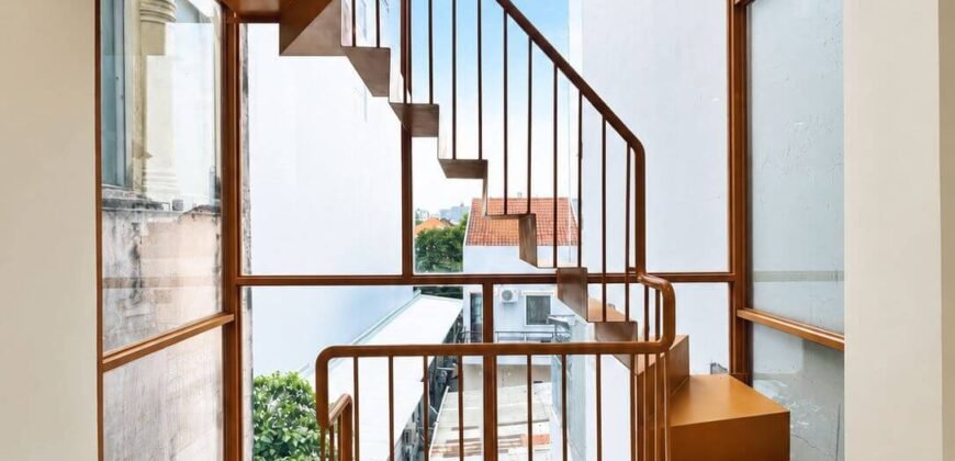 Bán nhà phố Thảo Điền 67,7 m², 6 phòng ngủ, giá 22,5 tỷ