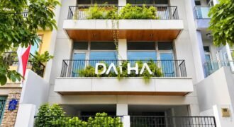 Bán tòa nhà Nguyễn Hoàng 160m², giảm hơn 15 tỷ