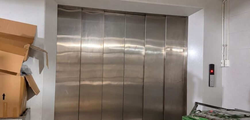 Cho thuê tòa nhà ven sông 2.500 m², 700 triệu/tháng