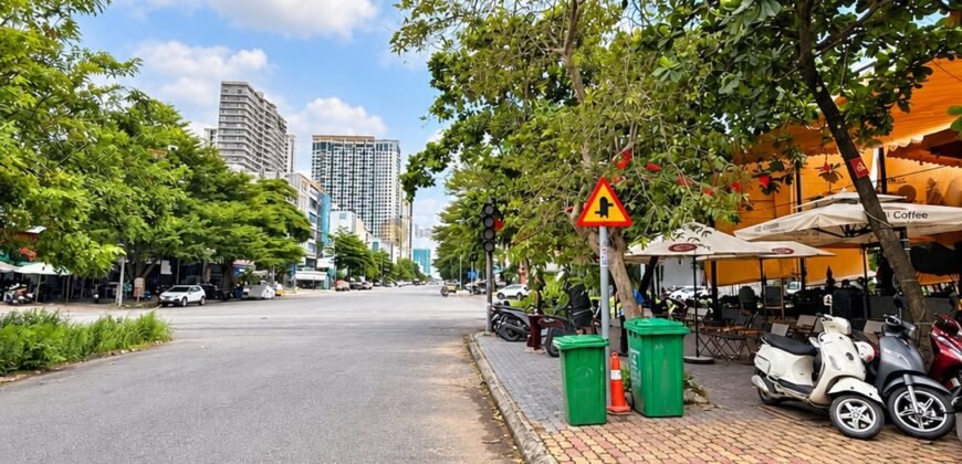 Bán đất mặt tiền Trương Văn Bang 121 m², giá 46 tỷ