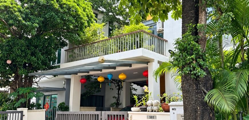 Biệt Thự Giang Văn Minh Quận 2, Góc 2 Mặt Tiền, 277m²
